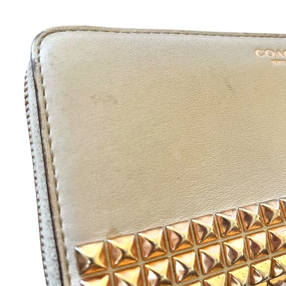 Coach Legacy Studded Accordion Parchment Leather Zip Wallet #F50467 - Picture 8 of 10